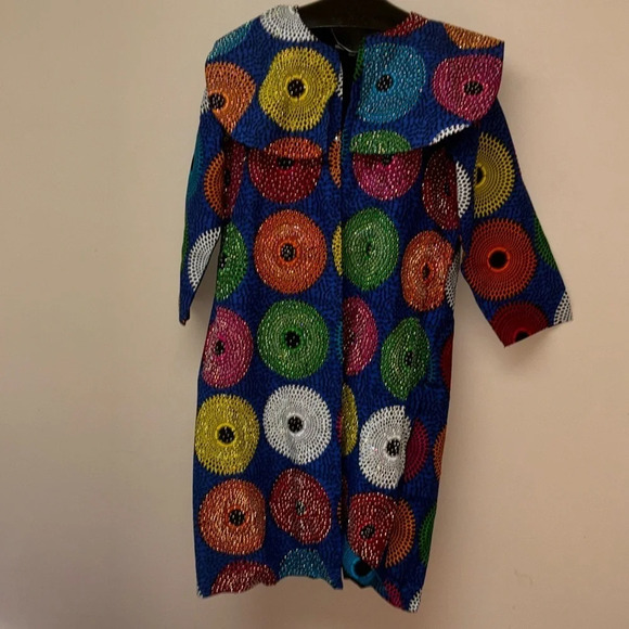 Kweenzyafrik Vintage Luxury Ankara Multi patterned  studded cape open jacket - Picture 5 of 17